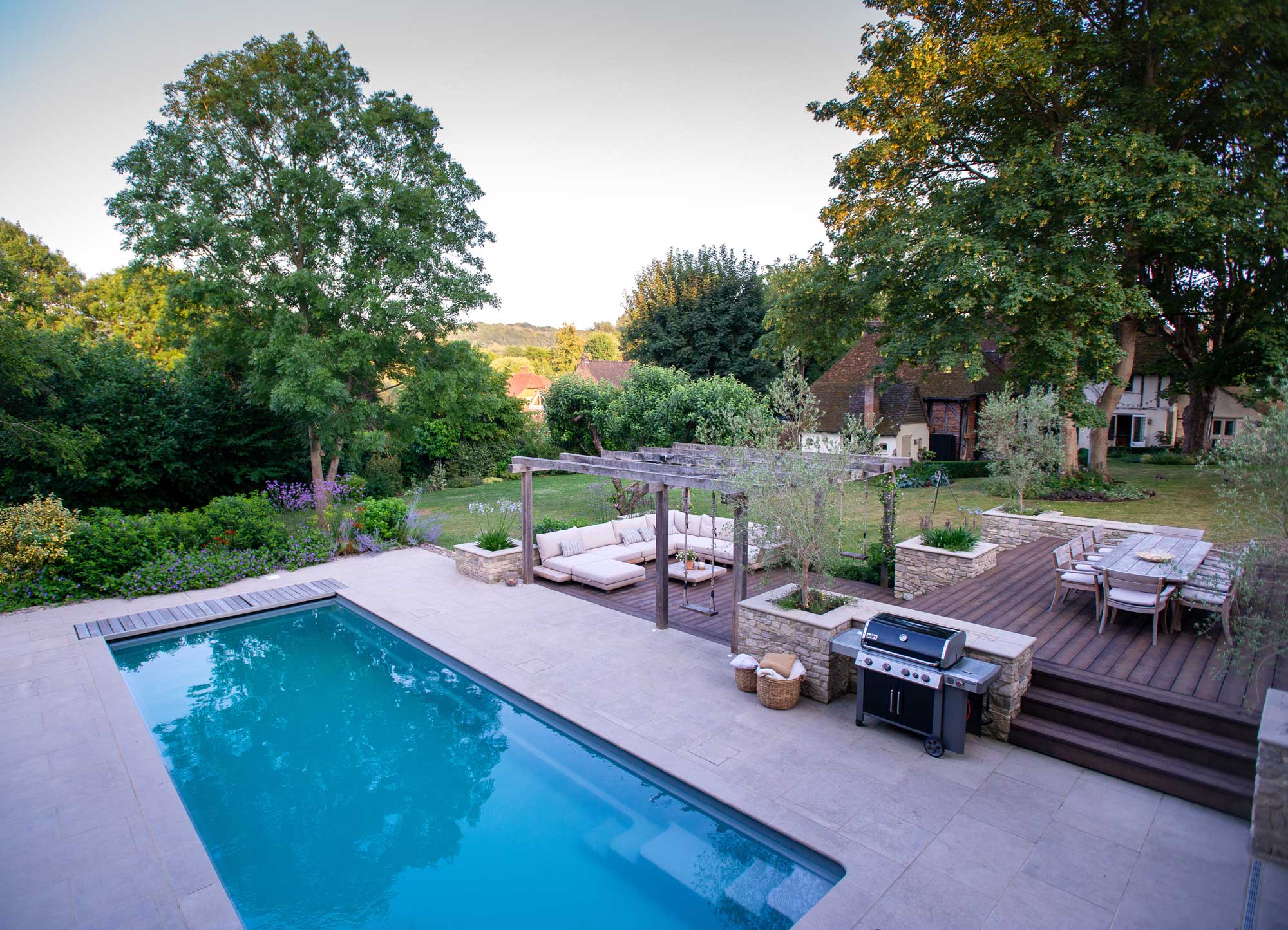 Sevenoaks Shoreham Mediterranean inspired pool garden - Marlene Lento