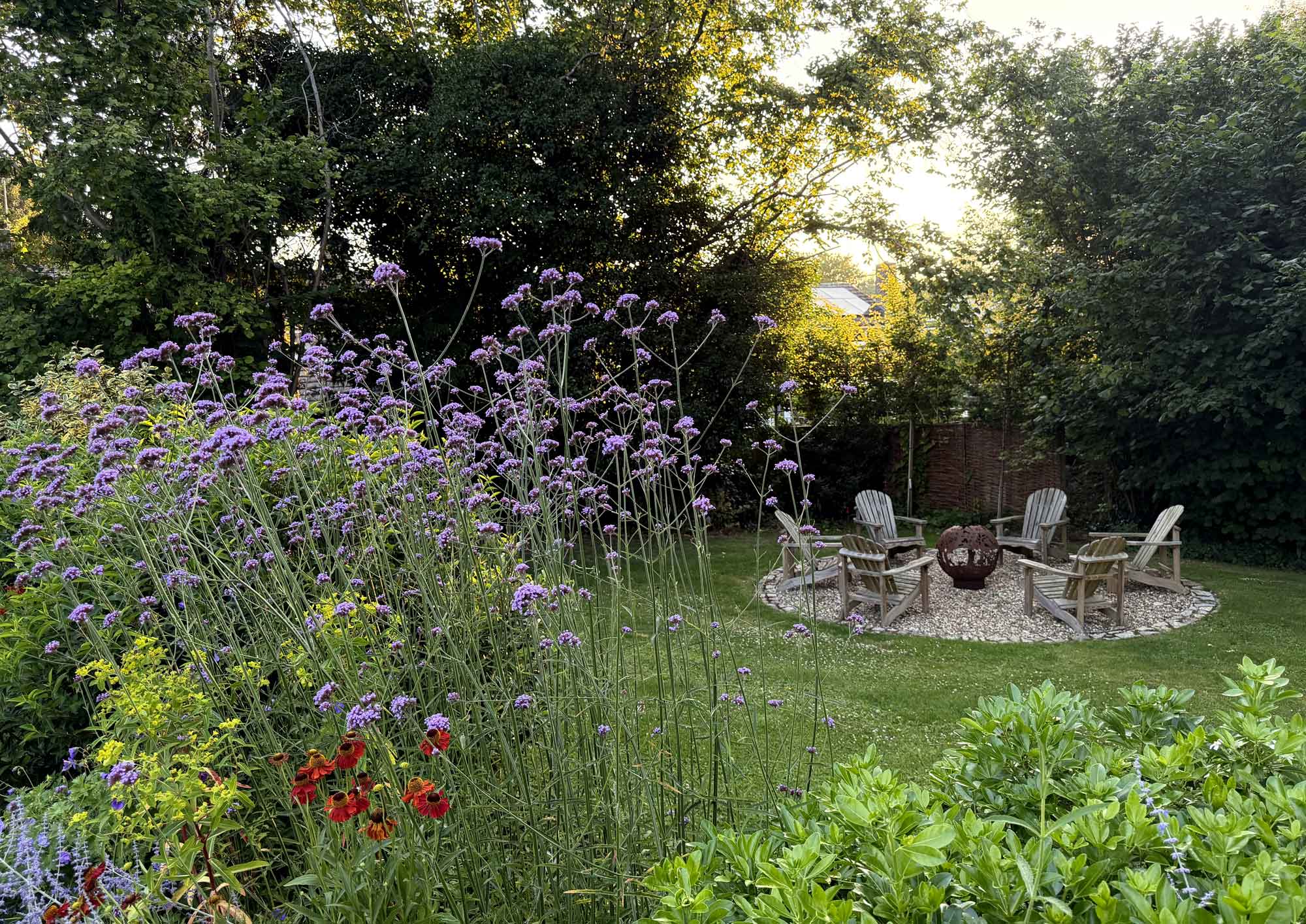 Sevenoaks Shoreham Mediterranean inspired pool garden - Marlene Lento