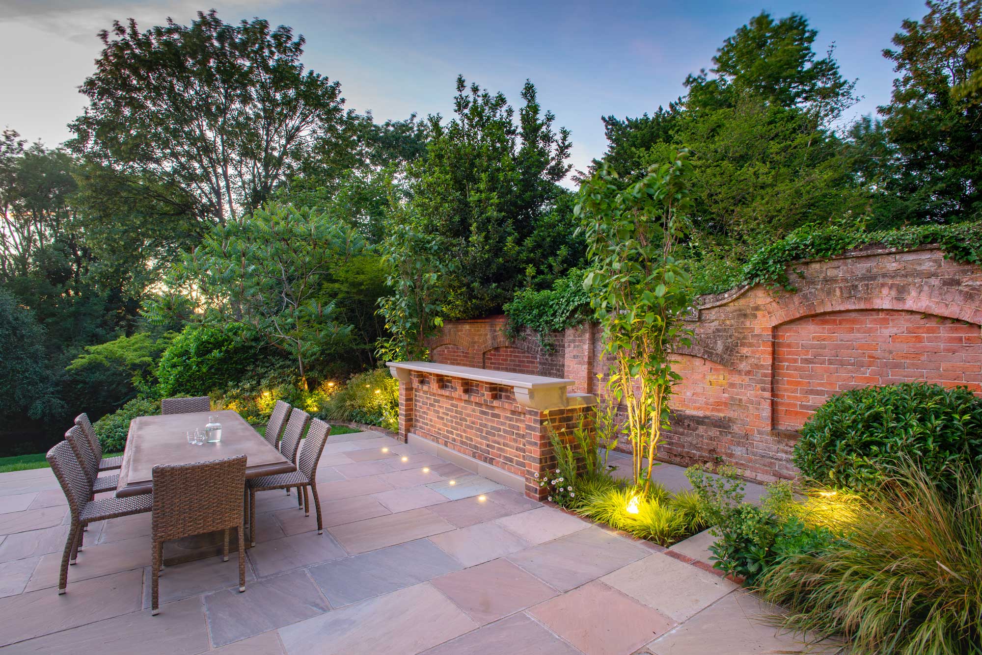 Tonbridge Edwardian garden and bar - Marlene Lento